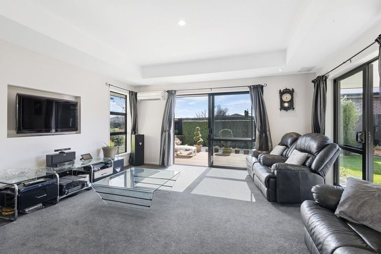 Photo of property in 14 Christie Place, Rolleston, 7614