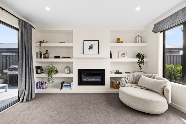 Photo of property in 11 Hurunui Drive, Te Awa, Napier, 4110