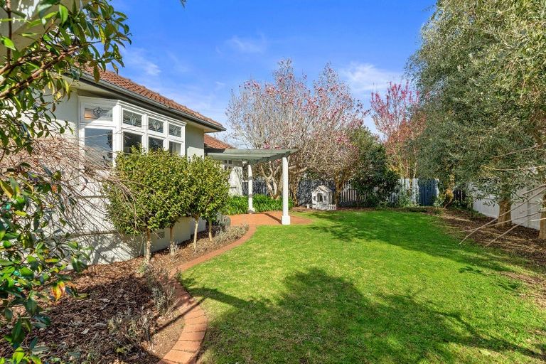 Photo of property in 142 Edgecumbe Road, Tauranga South, Tauranga, 3112