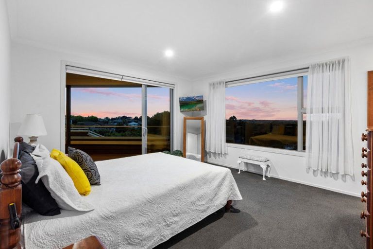 Photo of property in 60 Adler Drive, Ohauiti, Tauranga, 3112