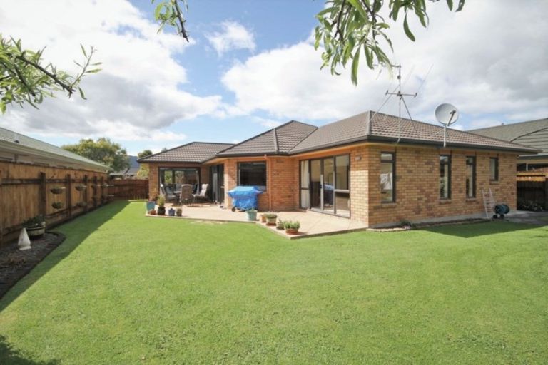 Photo of property in 11 Homewood Avenue, Levin, 5510