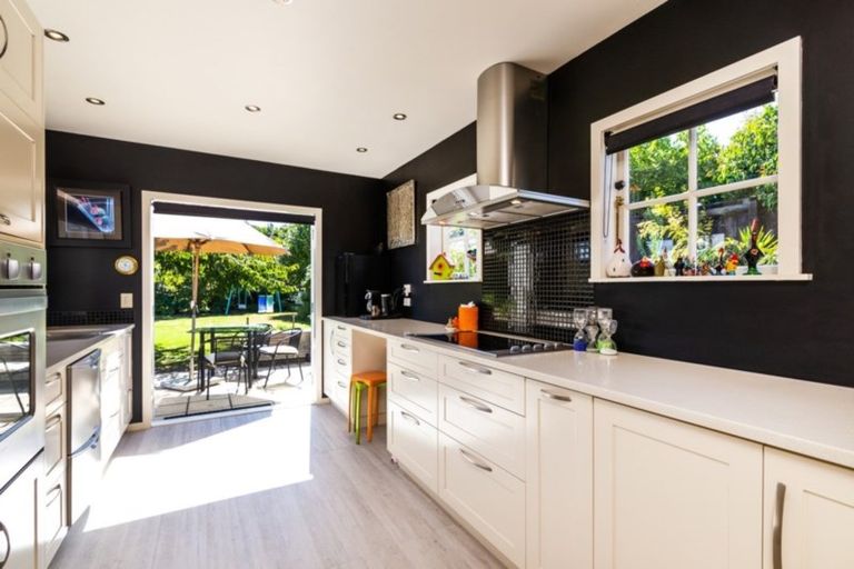 Photo of property in 61 Chesham Avenue, Waipahihi, Taupo, 3330