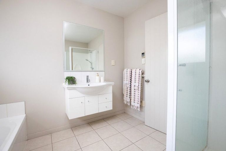 Photo of property in 214c Lincoln Road, Addington, Christchurch, 8024