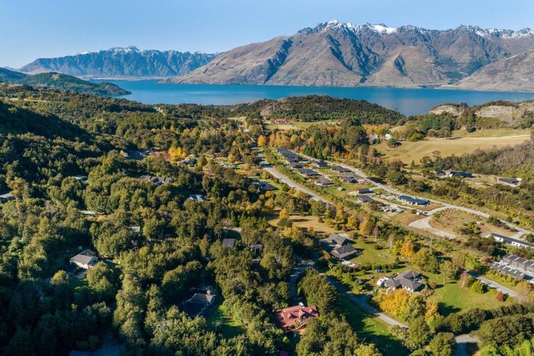 Photo of property in 7 Tall Tree Lane, Mount Creighton, Queenstown, 9371