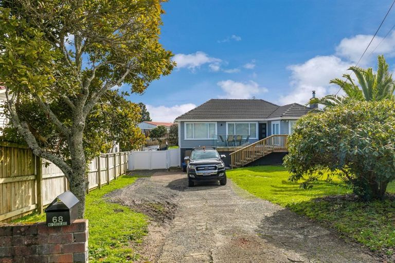 Photo of property in 68 Sylvan Crescent, Te Atatu South, Auckland, 0610