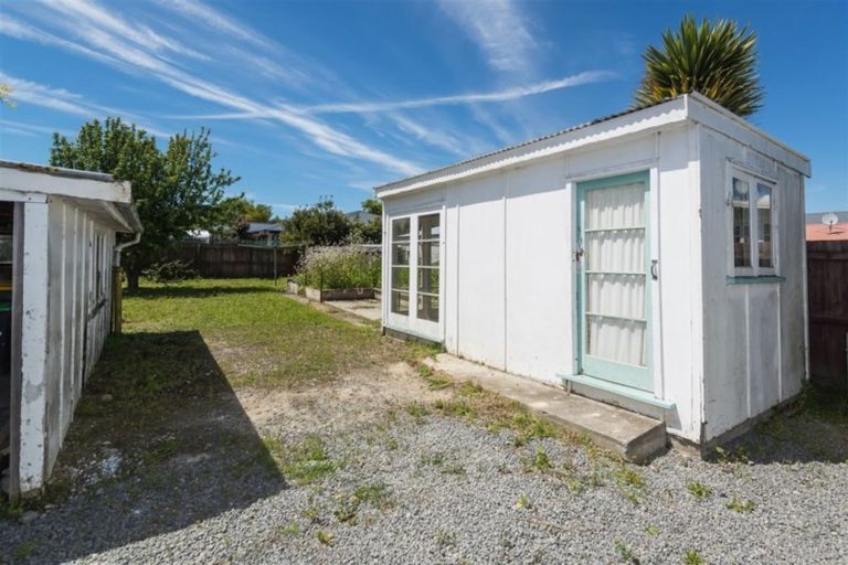 Photo of property in 140 Hills Road, Edgeware, Christchurch, 8013