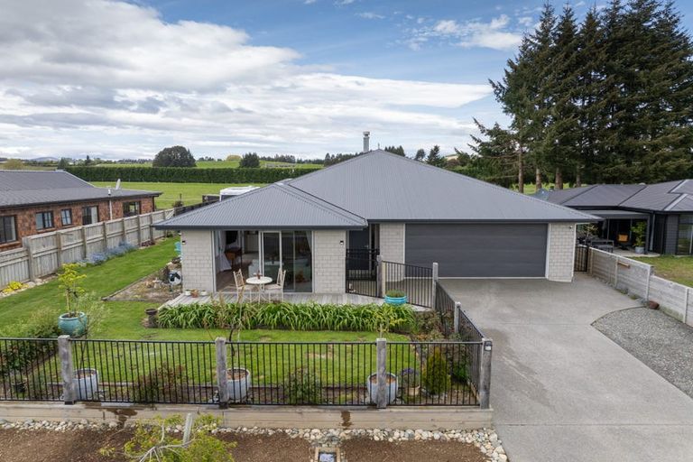Photo of property in 61 Orbell Crescent, Te Anau, 9679