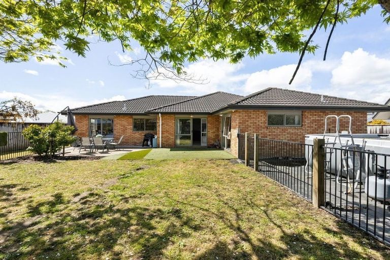 Photo of property in 13 Alderwick Place, Rototuna North, Hamilton, 3210