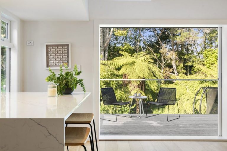 Photo of property in 64 Park Hill Road, Birkenhead, Auckland, 0626