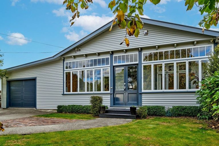 Photo of property in 17 Connolly Street, Boulcott, Lower Hutt, 5010