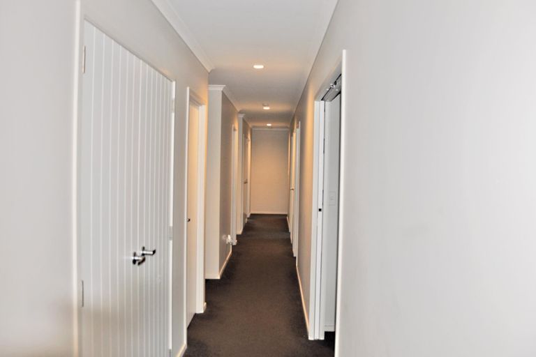 Photo of property in 177 Sandspit Road, Shelly Park, Auckland, 2014