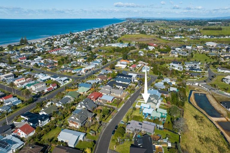 Photo of property in 15a Mayor View Terrace, Waihi Beach, 3611