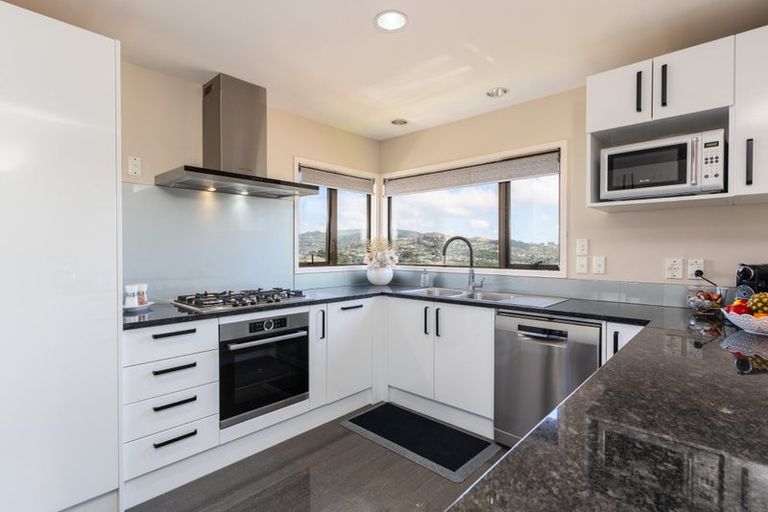 Photo of property in 7 Trinidad Crescent, Grenada Village, Wellington, 6037