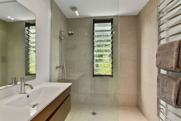 Photo of property in 37a Ewen Alison Avenue, Devonport, Auckland, 0624