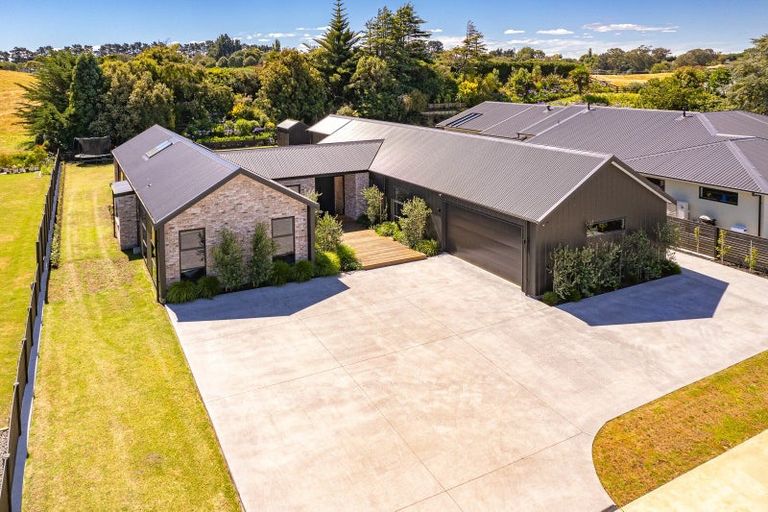 Photo of property in 22a Tirimoana Place, Otamatea, Whanganui, 4501