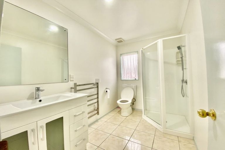Photo of property in 14 Franshell Crescent, East Tamaki, Auckland, 2013