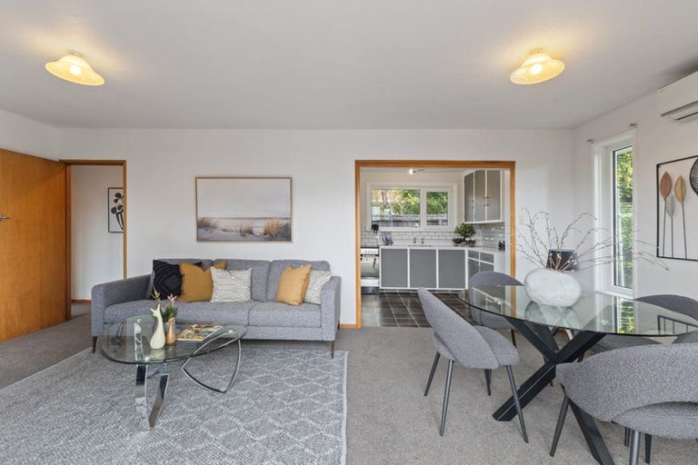 Photo of property in 2/77 Denise Crescent, Hornby, Christchurch, 8042