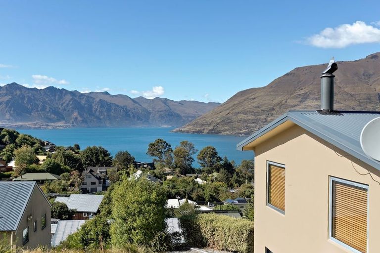 Photo of property in 19b Arawata Terrace, Fernhill, Queenstown, 9300