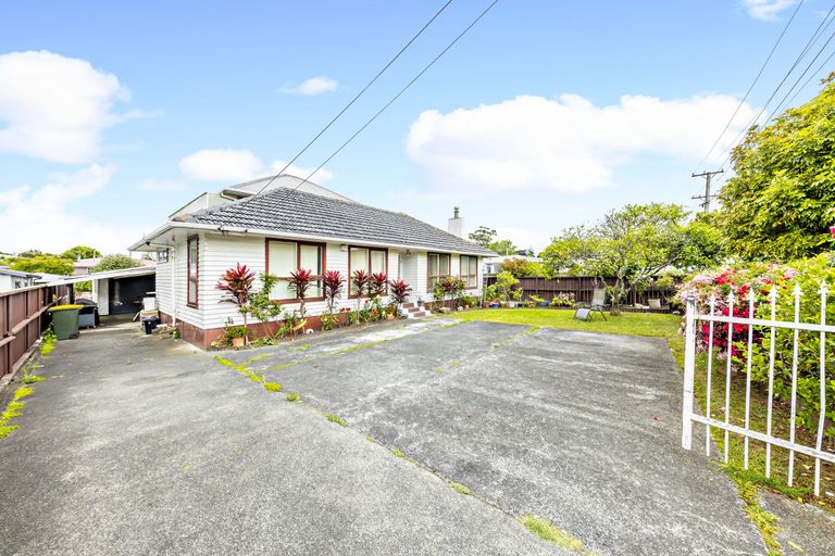 Photo of property in 119 Beaumonts Way, Manurewa, Auckland, 2102