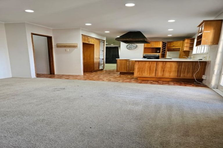 Photo of property in 285 Point View Drive, Shamrock Park, Auckland, 2016