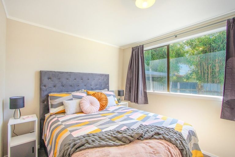 Photo of property in 3c Farnworth Avenue, Holdens Bay, Rotorua, 3010