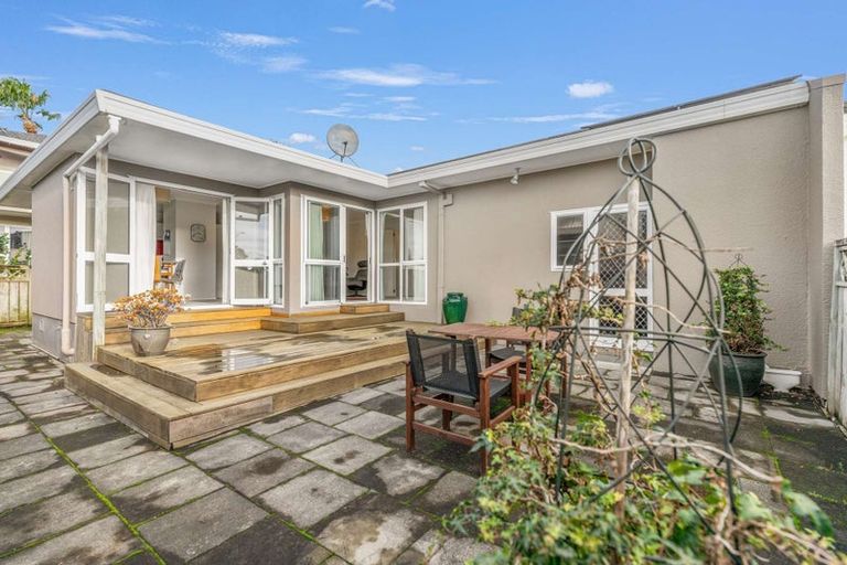 Photo of property in 114b Vale Street, Otumoetai, Tauranga, 3110