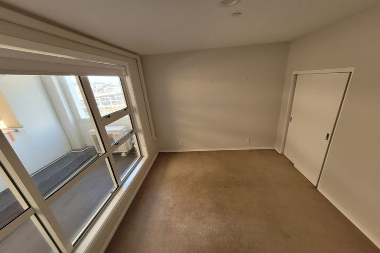 Photo of property in Stadium Garden Flats, 315/107 Thorndon Quay, Pipitea, Wellington, 6011