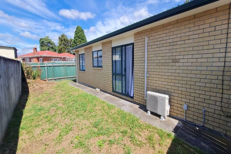 Photo of property in 7 Station Road, Takanini, 2112