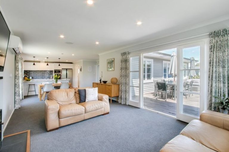 Photo of property in 122a Guppy Road, Taradale, Napier, 4112