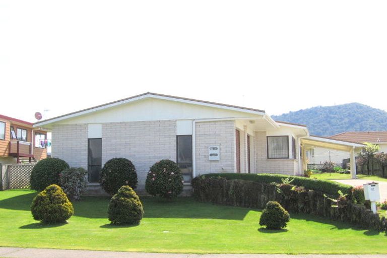 Photo of property in 31 Tawavale Street, Pukehangi, Rotorua, 3015