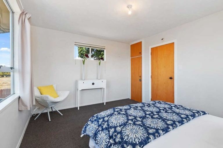 Photo of property in 2/132 Hay Street, Bromley, Christchurch, 8062