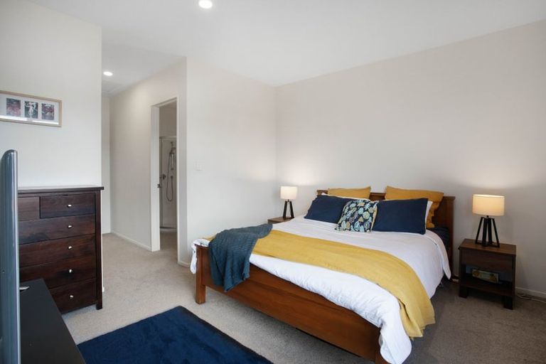 Photo of property in 7b Podgora Avenue, Kumeu, 0810