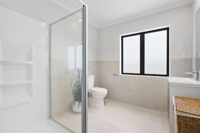 Photo of property in 84 Whenuapai Drive, Whenuapai, Auckland, 0618