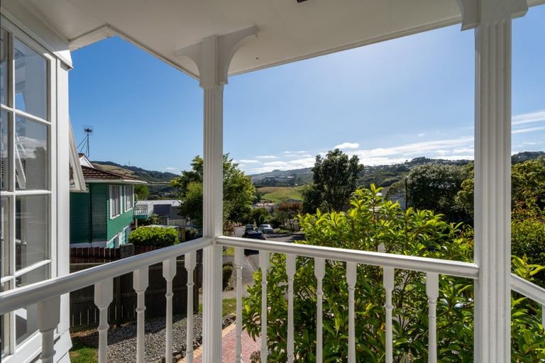 Photo of property in 14 Dormar Place, Churton Park, Wellington, 6037