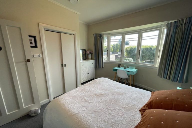 Photo of property in 1107 Caroline Road, Mayfair, Hastings, 4122