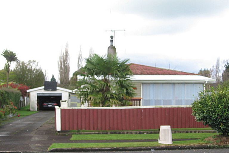Photo of property in 43 Saint Andrews Drive, Tokoroa, 3420