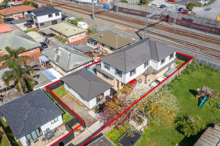 Photo of property in 33a Clendon Avenue, Papatoetoe, Auckland, 2025