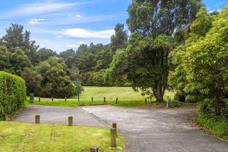 Photo of property in 16 Vanderbilt Parade, Albany, Auckland, 0632