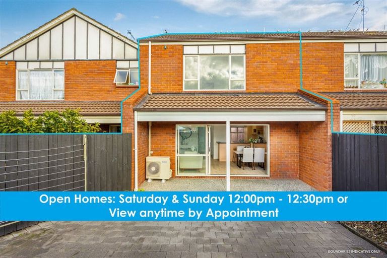 Photo of property in 4/23 Charlenne Close, Ranui, Auckland, 0612