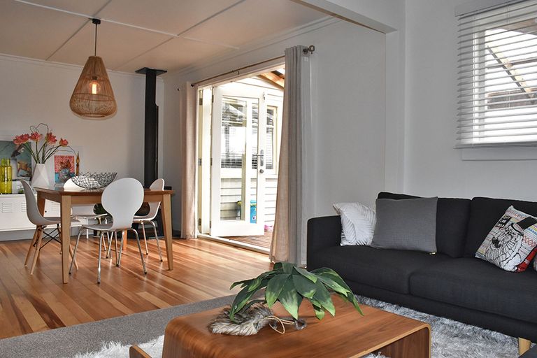 Photo of property in 19 Waitahanui Avenue, Taupo, 3330