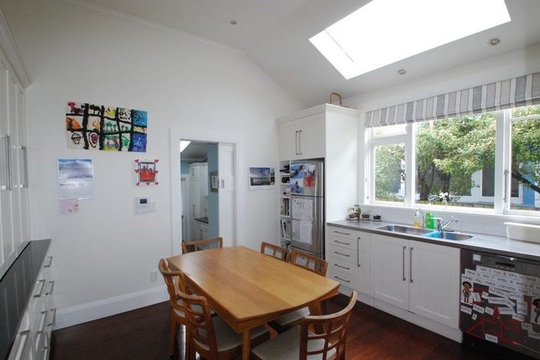 Photo of property in 21 Upland Road, Kelburn, Wellington, 6012