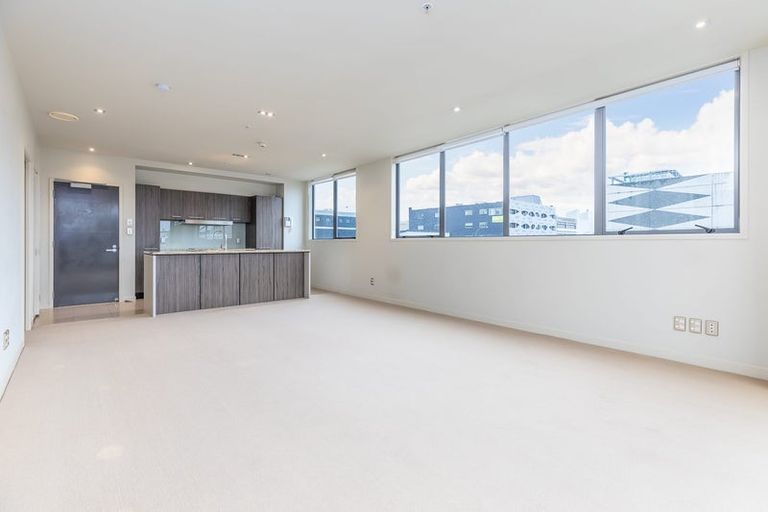 Photo of property in Maison Apartments, 202/16 Huron Street, Takapuna, Auckland, 0622