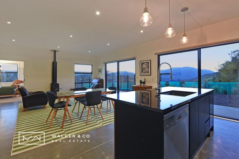 Photo of property in 235 Fairview Drive, Birchville, Upper Hutt, 5372