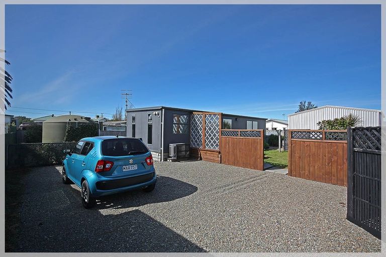 Photo of property in 15a Roore Street, Foxton Beach, Foxton, 4815