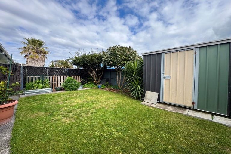 Photo of property in 21b Dickson Road, Papamoa Beach, Papamoa, 3118