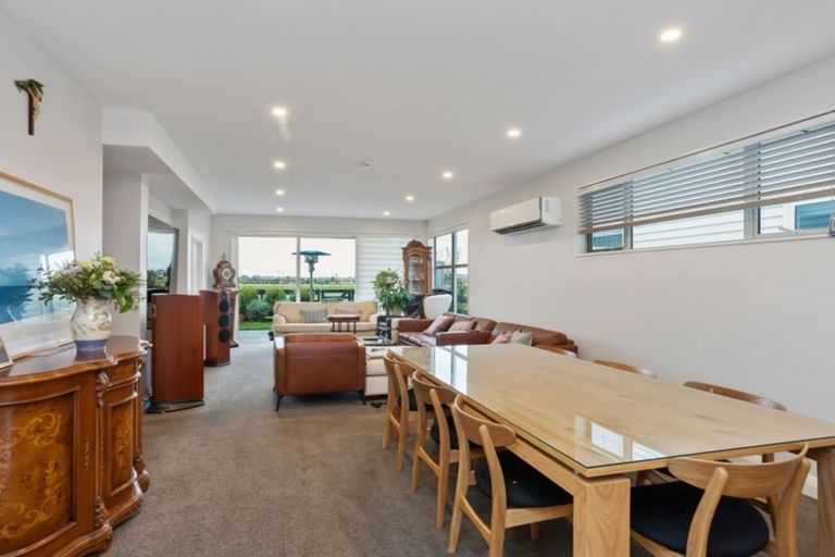 Photo of property in 19 Dow Square, Wigram, Christchurch, 8025