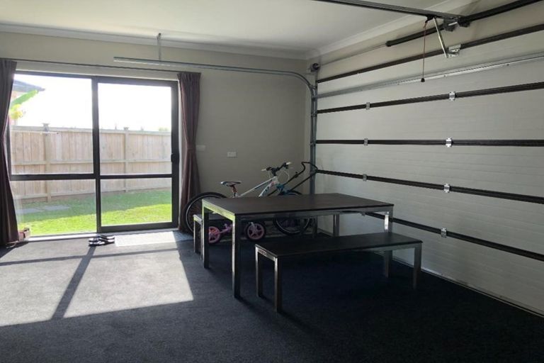 Photo of property in 2 Mullafin Road, Flat Bush, Auckland, 2019