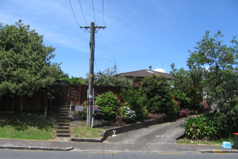 Photo of property in 2/4 Mclennan Road, Mount Wellington, Auckland, 1062
