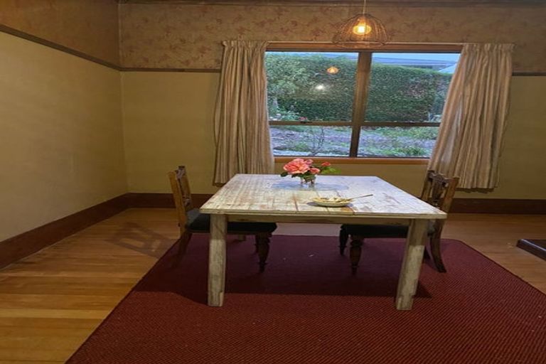 Photo of property in 28 Harrington Street, Lawrence, 9532