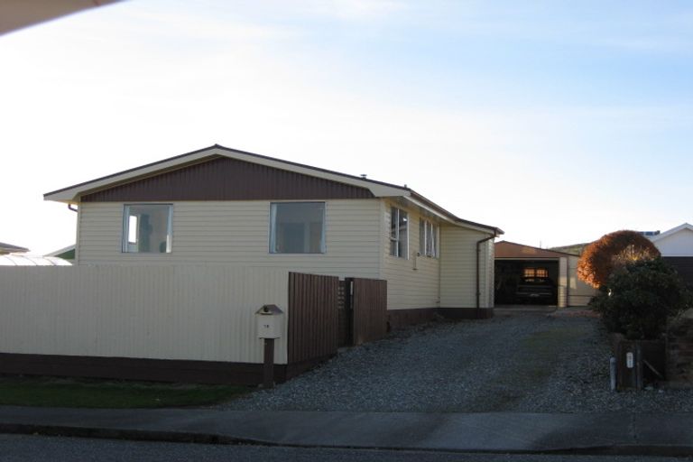 Photo of property in 18 Walker Street, East Gore, Gore, 9710